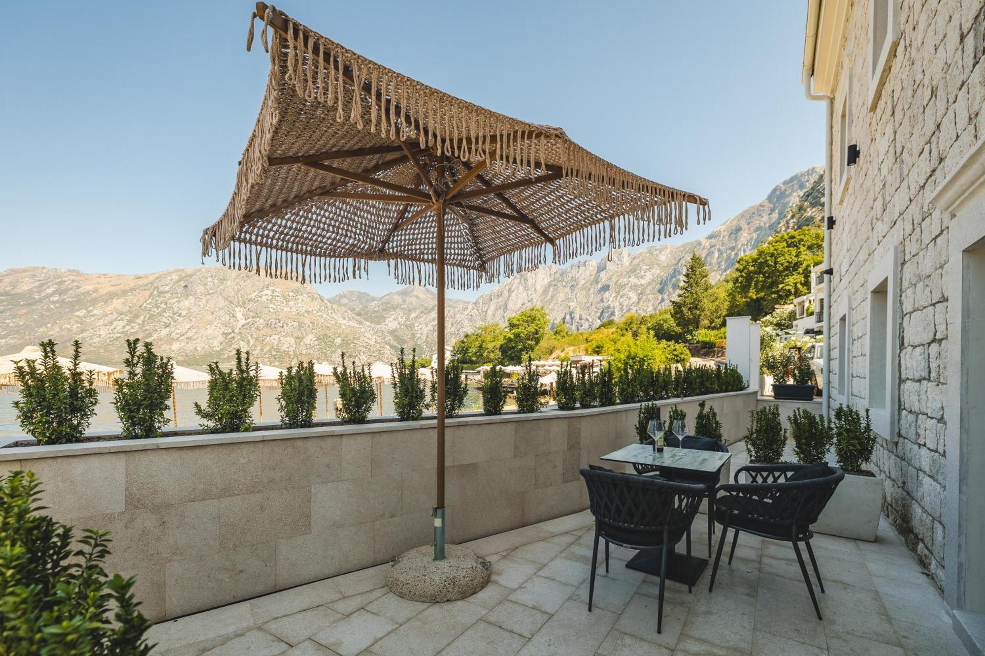 Hotel Palazzo Del Mare - Essenza Kotor Exterior photo